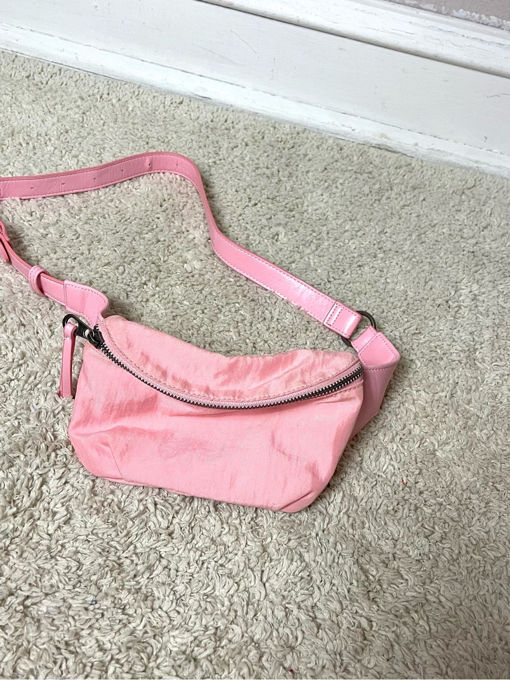 Universal Thread Pink Belt Crossbody Bag